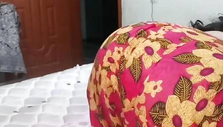 Aunty ne sex karna ka leya play boy ko ghar par bulaya or jawani ka khub mazy liya. Clear hindi audio