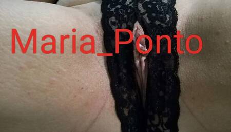 Maria_Ponto in doggy style eating in both holes