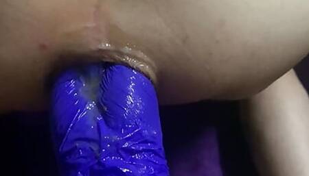 Ass fisting with latex gloves. First proper attempt