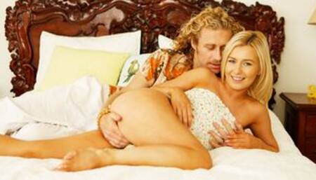 Sweetheart blonde Mynxx Marley rides on a hard dick in the bed