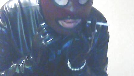 LatexPeti wear Latex catsuit ,gloves and smoking
