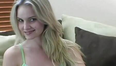 Naughty Liz with natural tits Photoshoot