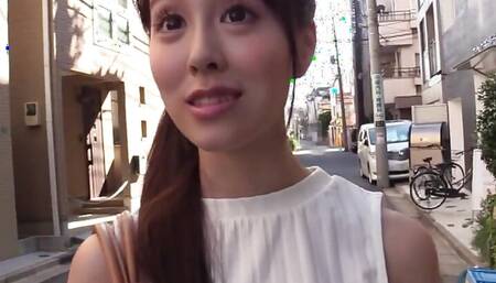 Beautiful Dental Hygiene Assistant Yuri (24) Takes on the Challenge! as You'd Expect From a Dental Assistant