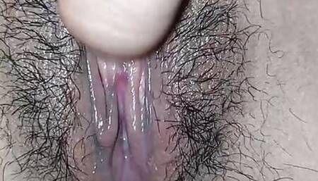 MASSAGE WET PUSSY