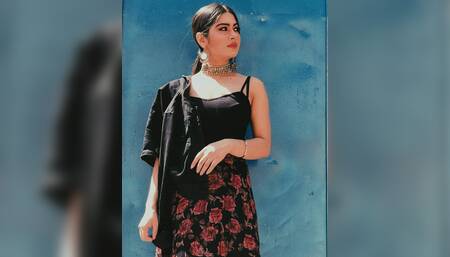 Desi Hindi chudai meri virgin chodo please clear hindi audio