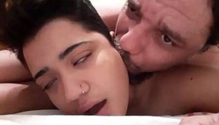 THIS IS THE GUY OF PLEASURE TO BE PENETRATED GOOD YUMMY