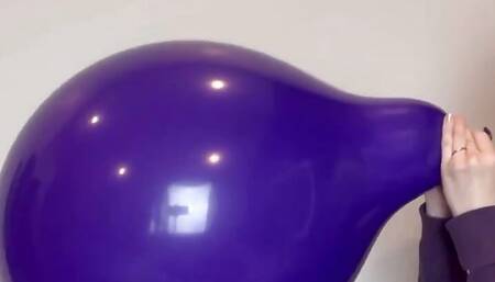 Blow to Pop Fun! A 17'' Tuftex and 18'' Sempertex!