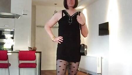 Nicki-Crossdress sexy black Party-Dress & Pantyhose & Boots