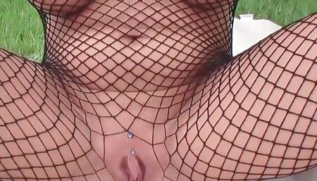 Blonde unabashedly pees in front of the camera