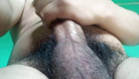 I'm masturbating rich to comming
