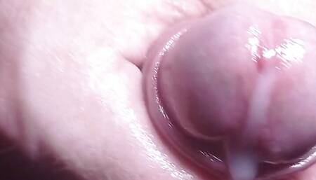 BIG CUMSHOT CLOSE UP