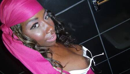 Curly-haired chick Courtney Williams screwed in the doggy style