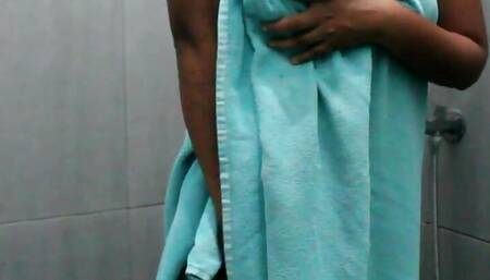 My Pussy Rub In Bath Towel