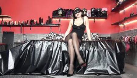Mistress Gaia - Playful Mom