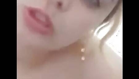 Natural big ass and pussy arab sex