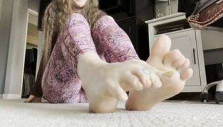 Mean Girl Foot Tease and Humiliation