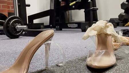 Crossdressing in the gym