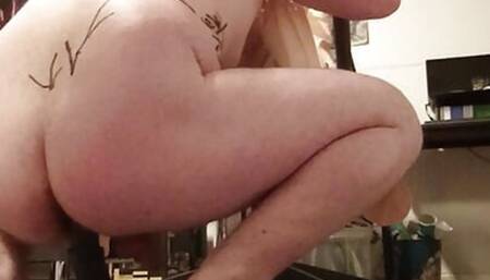 Painted slut humiliates herself