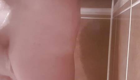 Getting prepared for a good day. Shower time.
