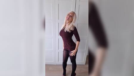 Nylon stocking fetish video