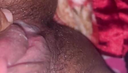 cute teen girl pussy fingering Sri Lankan