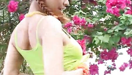 Serena 18 solo teen masturbates outdoors