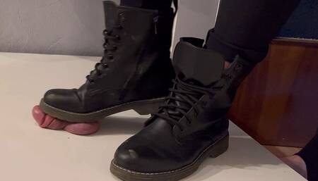 Hard Style Bootjob