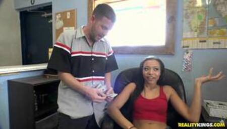 Kirsten Lee & Adrian Maya & Jaye Summers in Lubing The Tube