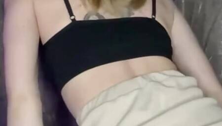 Juicy cutie with a big ass dances a striptease and teases with her body