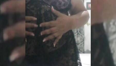 mature milf touching herself thinking about her lover dresses in lingerie and sends him a video
