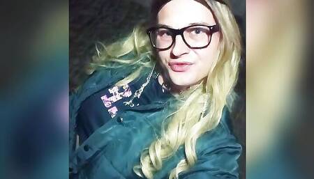 Belle petite salope trans shemale pute a bite travesti francaise celia cross