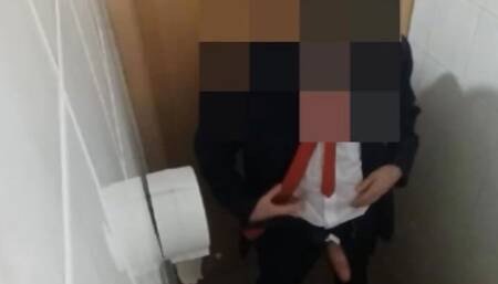 Elegantly Security Big Dick Piss And Cum in Toilet