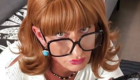 Classy Lady Sucks Fat BBC Cock