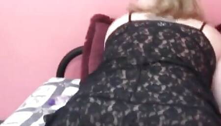 Blue vibrator pleases the pussy of this thick fat bbw blonde housewife