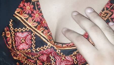 Sexy dirty Talk with Horny Aunty Hot Boobs