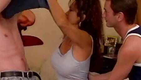 Bi-guy gets fucked in his ass and sucks on brunettes tits