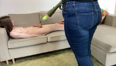 Crushing testicles! BRUTAL BALLBUSTING ! - Dave Moon - Jennifer - BrutalBusting