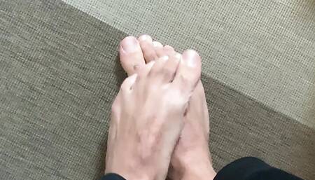 Lick my feets