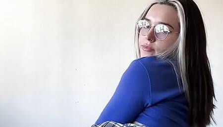 LATINA TEASE! Thick Latina Tease Compilation