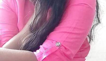 Indian big boobs wife homemade fingering