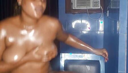 Lonely bbw dance and masterbate