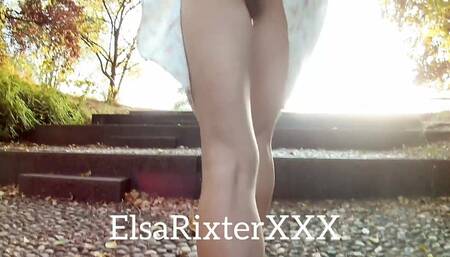 My Walk in the Park Without Panties Elsarixterxxx