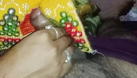 When didi was not in the house, sister-in-law sucked brother-in-law's cock in her mouth
