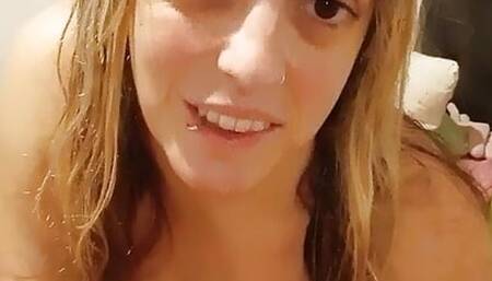 VIDEO REACTION TO cock AND cum OF A FOLLOWER. BLONDE RATING DICK
