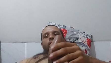 Young bear shows his face, his body and masturbates 2
