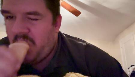 Dildo cumming on my face
