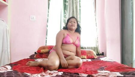 Indian Housewife Sexy Show 18