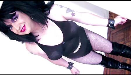 Kellystar518 in LOCKED UP LOVER