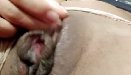 Dirty pussy babe masturbates in silence when everyone is asleep - EsdeathPorn