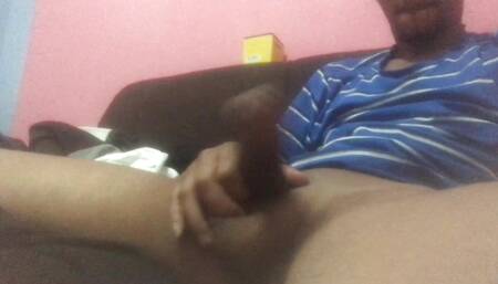 ate mole e enorme, que menino gostoso